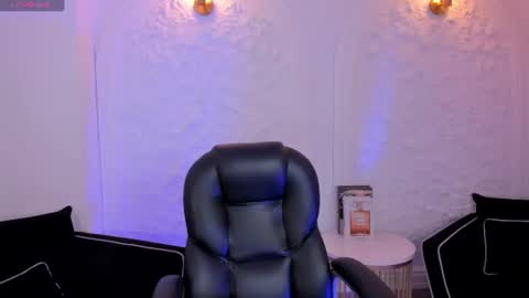 Sarah  independent model online show from July 11, 4:39 am