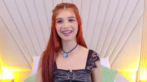 Sara Lugo  online show from July 28, 8:52 pm