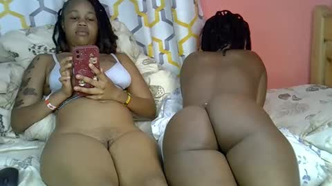 Sarah online show from November 20, 1:53 pm