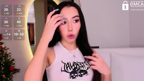 Mia online show from February 2, 6:58 am