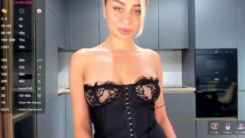 Sara online show from August 6, 1:58 am