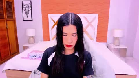Sara Sofia online show from June 18, 8:47 pm