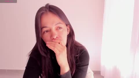 Sara   online show from June 17, 2:44 pm