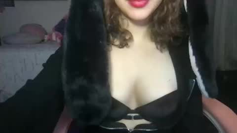 Snapshot of saraxcxo chatting on October 14, 6:16 am saraxcxo online show from October 14, 6:16 am