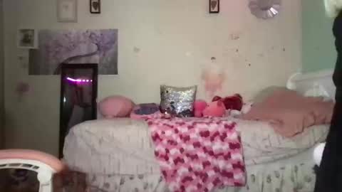 Snapshot of saraxcxo chatting on October 9, 10:26 pm saraxcxo online show from October 9, 10:26 pm