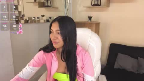  Saray  Say hi in the chat online show from October 28, 12:06 pm