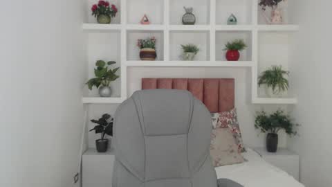 Saray Vega online show from November 21, 8:40 pm