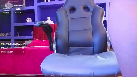 Sari  online show from October 21, 11:30 pm