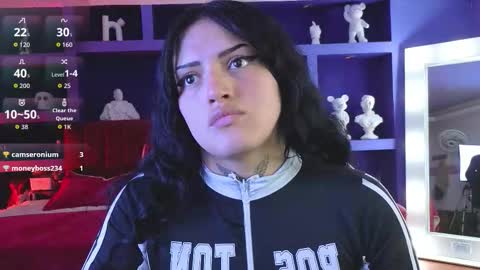 Sari  online show from October 20, 10:26 pm