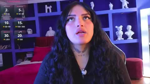 Sari  online show from October 19, 9:41 pm