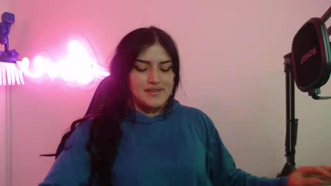 Sari  online show from October 7, 11:12 pm