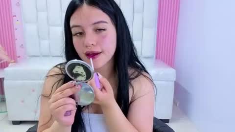Sara  online show from July 4, 8:45 pm