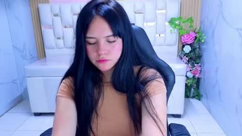 Sara  online show from June 27, 3:01 am