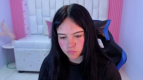 Sara  online show from June 13, 8:41 pm