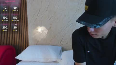  SARIYA Y ALEXIS  online show from February 28, 11:36 am