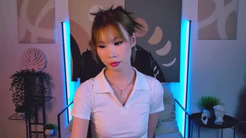 SarahRice online show from March 17, 4:34 pm