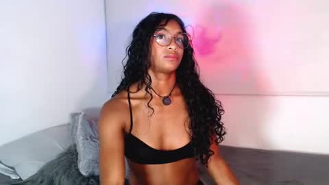sasha_bowei online show from June 25, 5:12 am