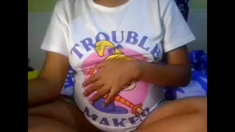 sasha_unlimtd online show from May 2, 1:44 am