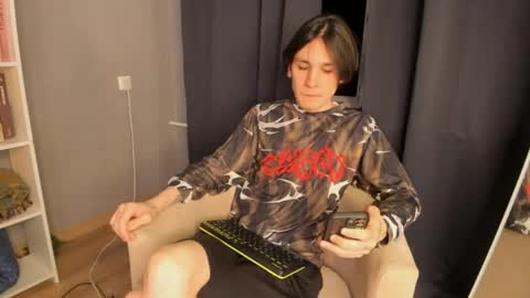 Sasha Vesmus online show from May 21, 10:27 pm