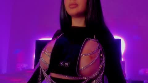   Sasha   online show from December 19, 4:02 am