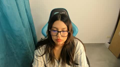 sashanova21 online show from November 1, 10:42 pm