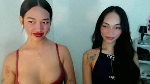 Sashi online show from April 28, 9:30 pm