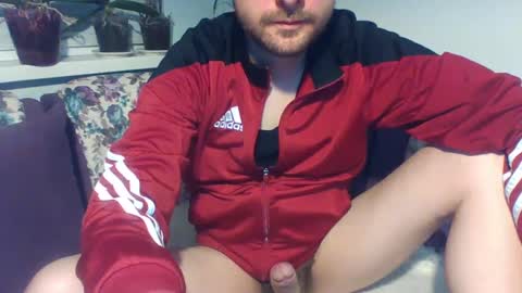 Snapshot of sasko877 chatting on March 5, 10:32 pm sasko877 online show from March 5, 10:32 pm