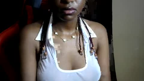 sassy_lyne online show from July 19, 7:44 am