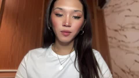 Sassygirl online show from May 5, 1:12 am