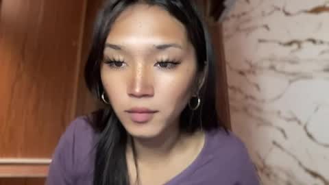 Sassygirl online show from May 19, 1:56 am