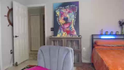 Trish online show from April 26, 1:14 am