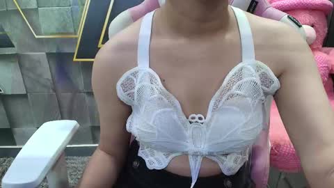 Sassy online show from February 4, 1:15 pm