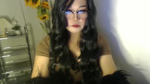 sassysosh online show from March 7, 6:22 pm