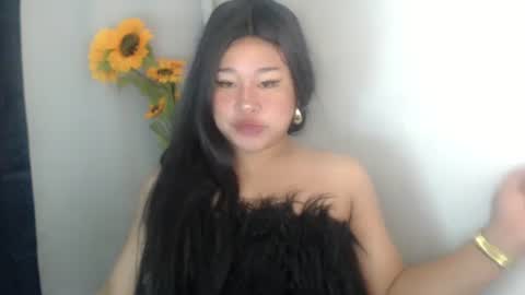 sassysosh online show from March 12, 7:02 am