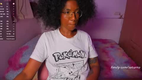 saturno_vibes online show from October 22, 9:01 am