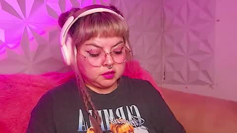 Gina George online show from December 4, 1:49 am