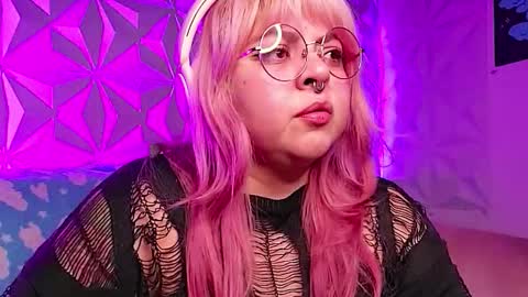 Gina George online show from March 9, 5:01 am