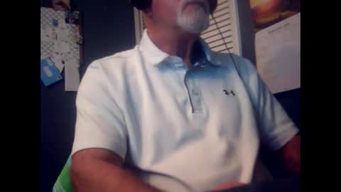 Snapshot of satyr64 chatting on September 25, 10:39 pm satyr64 online show from September 25, 10:39 pm