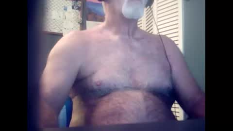 Snapshot of satyr64 chatting on October 21, 11:04 am satyr64 online show from October 21, 11:04 am