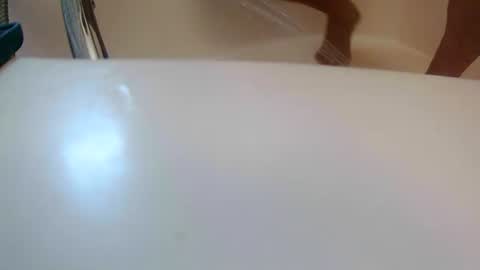 ElVergone online show from February 28, 7:46 pm