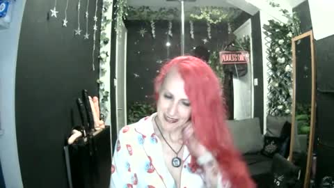 SaucySky online show from July 11, 8:56 pm