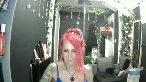 SaucySky online show from June 21, 10:27 pm