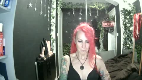 SaucySky online show from July 15, 9:30 pm