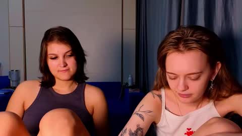 Snapshot of sav_anna chatting on October 9, 3:28 pm LUNA and ANNA online show from October 9, 3:28 pm