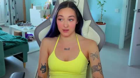 Ariel online show from June 21, 3:13 am