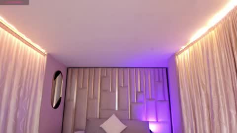 S a v a n n a h  online show from March 8, 5:39 pm