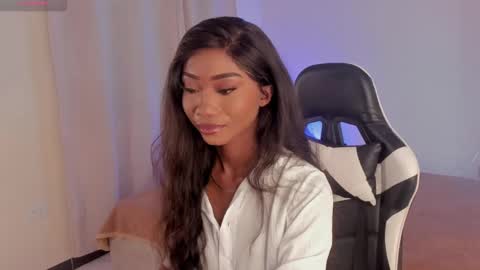 Savannahwildee online show from February 8, 9:04 pm