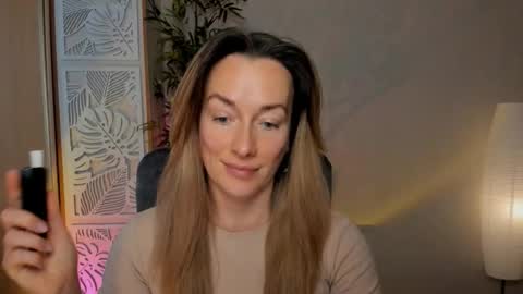 save the qween online show from March 2, 7:15 am