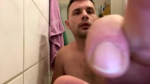 chamomile online show from February 4, 8:28 pm