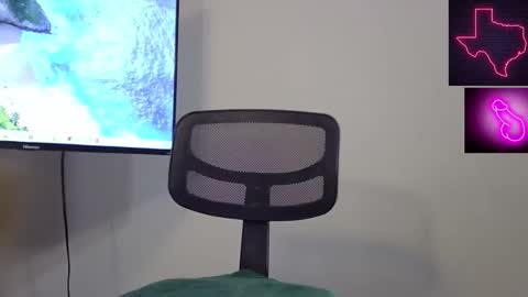 Cait or Caitlin online show from January 12, 8:10 am